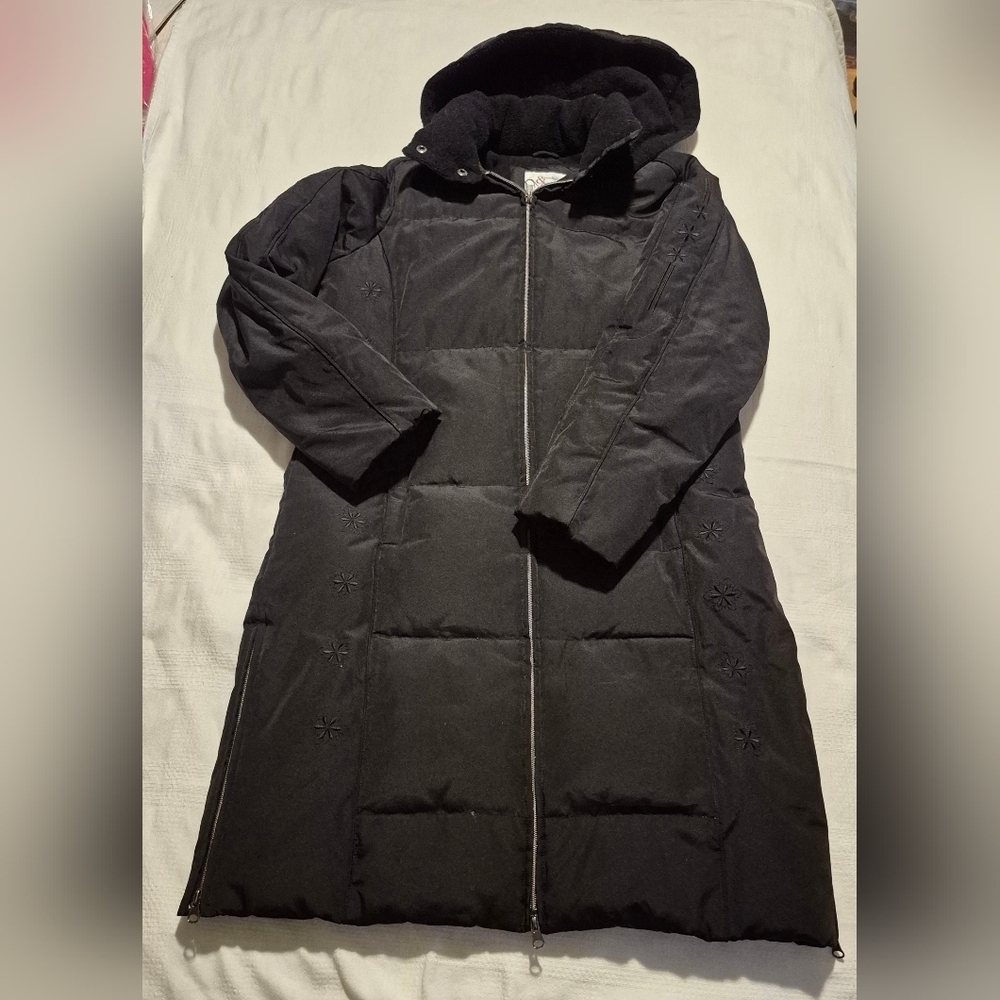 Madison & Max women's size Small black long down coat, Warm, VGUC